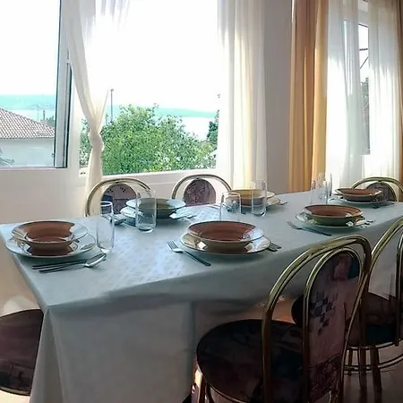 公寓 Totic 茨里克韦尼察