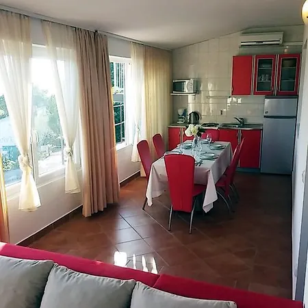 Totic Crikvenica
